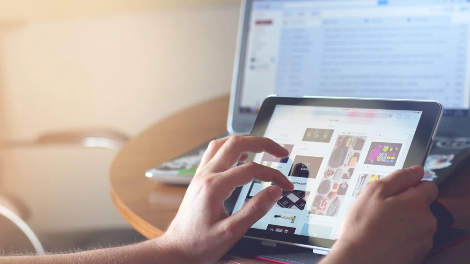 website-faqe-interneti-internet-online-ueb-web-scaled (1)